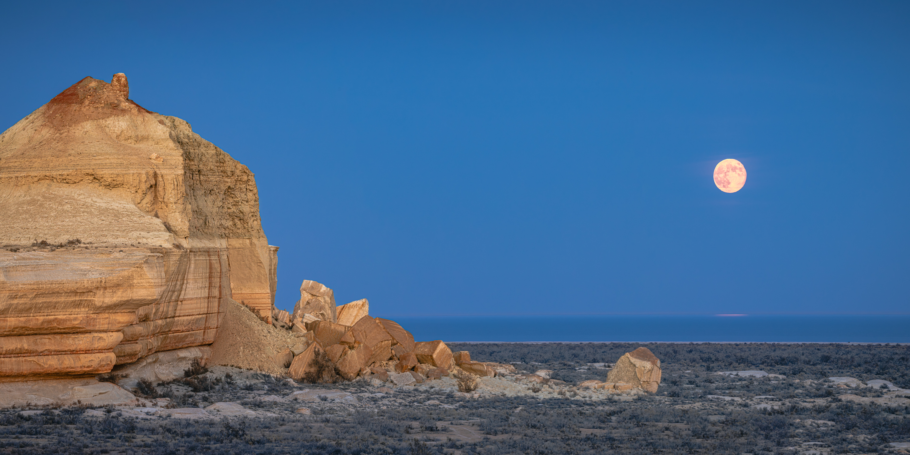 Moonrise Vanished Sea, Karakalpakstan