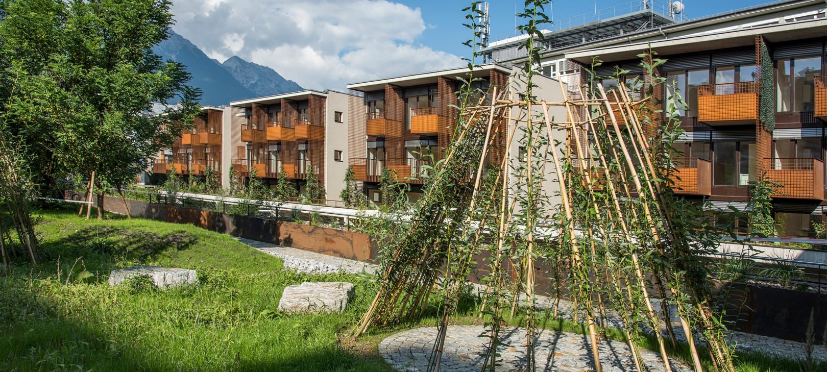 aussen_Spielplatz_Prantner_SIG7170_Presse-salamander-innsbruck.jpg