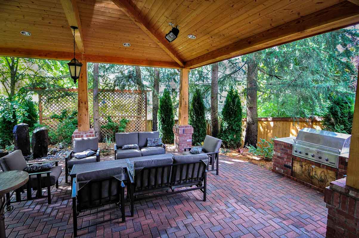 Outdoor Living Space Design Redmond