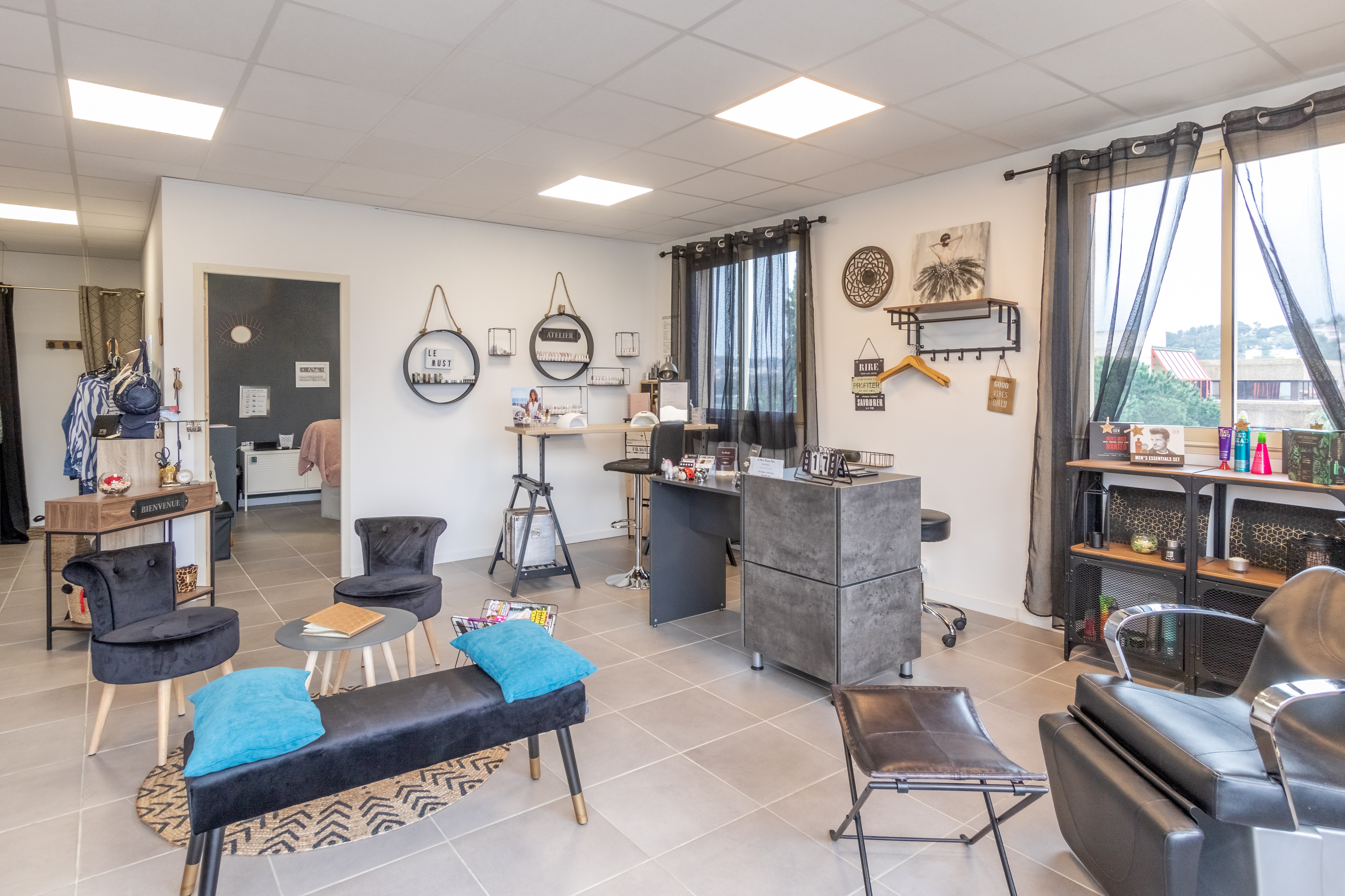 Salon De Coiffure La Seyne Sur Mer Coiffeur La Seyne-sur-Mer : Les meilleurs coiffeurs 83500