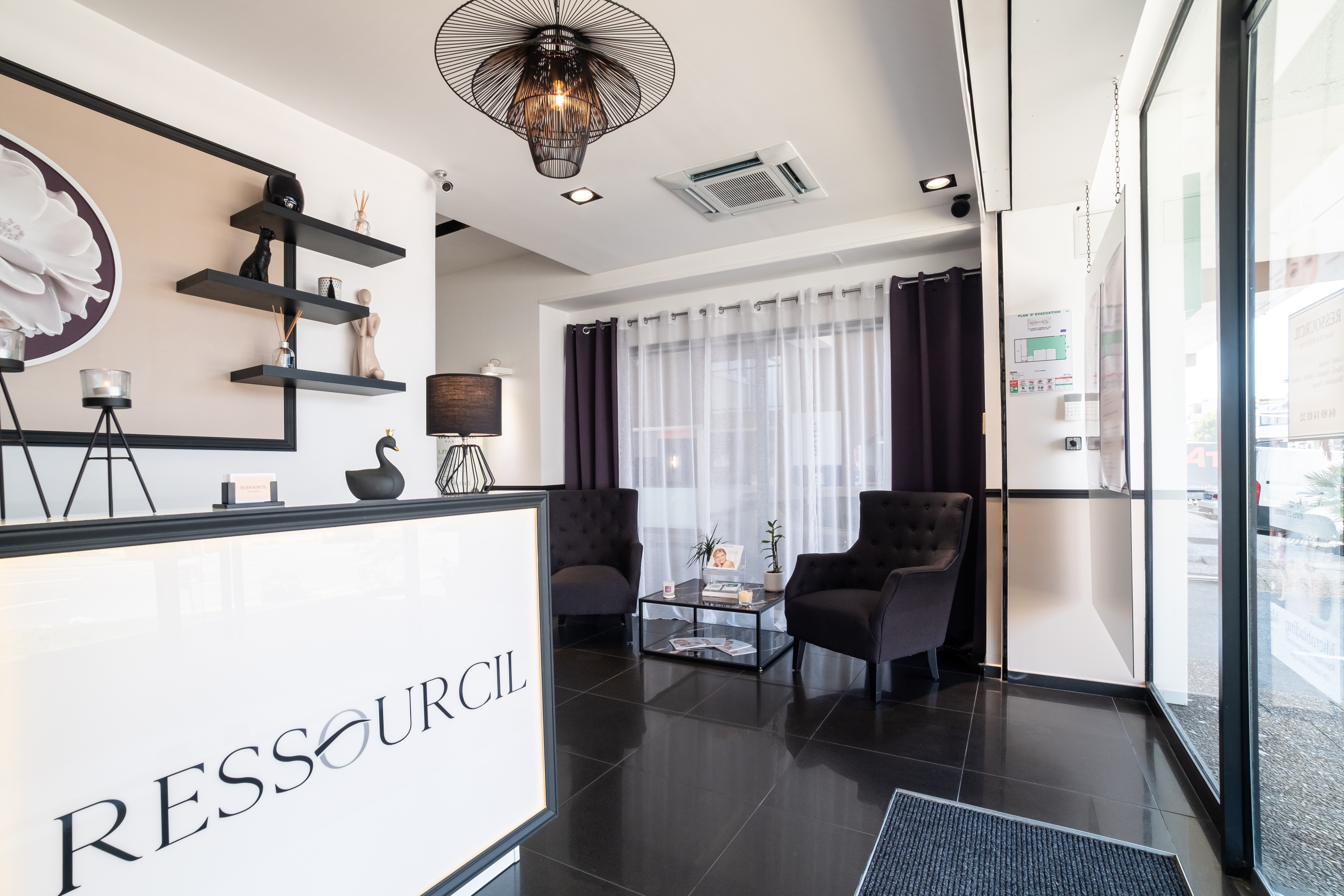 Salon Esthetique Saint Laurent Du Var Institut de beauté Saint-Laurent-du-Var 06700 - Planity