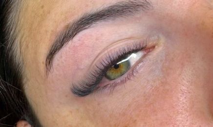  LG BEAUTY • EXTENSIONS DE CILS | ONGLES | STRASS DENTAIRE : Institut de beauté à Redon