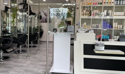 Monas Haar Studio : Friseur in Recklinghausen