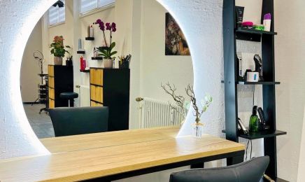 Cutaliya: Kosmetikstudio in Unterhaching
