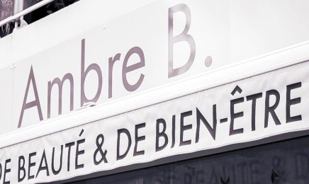  Ambre b  : Manucure à Anglet