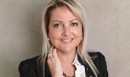 Sandra Gallo. Maquillage Permanent : Institut de beauté à Le Passage