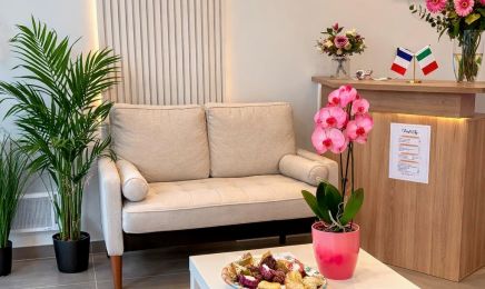 ELY x Salon by Bloom : Manucure à Collonges-sous-Salève