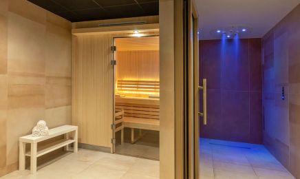Best Western Plus Hôtel Le Conquérant - Rouen Nord : Spa à Bois-Guillaume