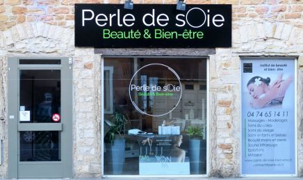 Perle de soie : Manucure à Villefranche-sur-Saône