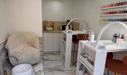 Ora Nails & Glow : Manucure à Marseille