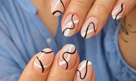 Nails Ink by Peroline : Manucure à Vaulx-en-Velin