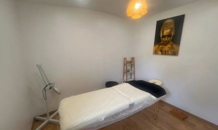  B Beauty Eyes : Institut de beauté à Décines-Charpieu