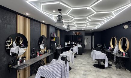 HAARbibi Friseur Herren & Damen Merchweiler: Kosmetikstudio in Merchweiler