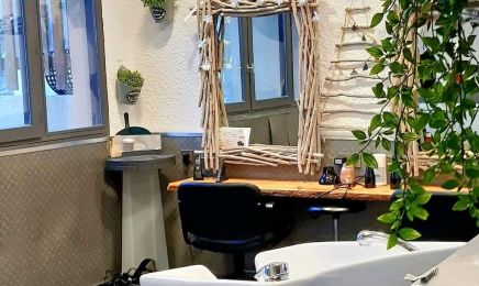  Oxygène Coiffure & Esthétique  : Barbier à Gresse-en-Vercors