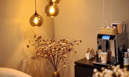 Femenino  : Institut de beauté à Dilbeek