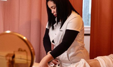 Mounira Skin Expert | Radiofréquence INDIBA Paris 8 : Institut de beauté à Paris