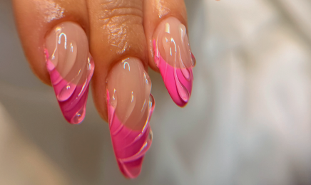 V'NAILS - PROTHESISTE ONGULAIRE & NAILARTIST : Manucure à Vence