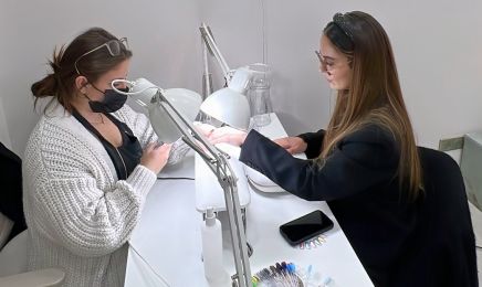 Lashes Room Studio : Manucure à Longjumeau
