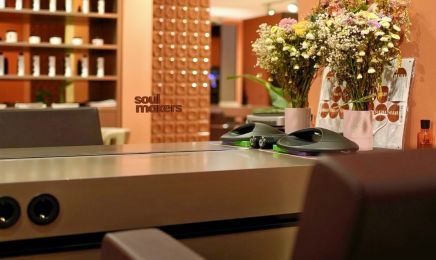 Zoe Genevieve Hair: Friseur in Köln