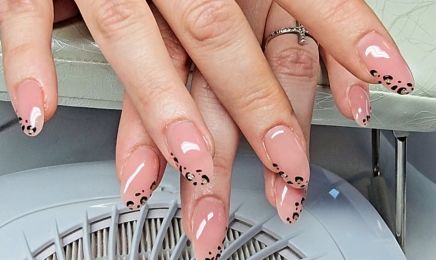 Marlyz Salon de Beauté : Manucure à Aix-en-Provence