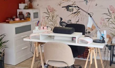 Les jolies petites mains : Barbier à La Trinité-Surzur