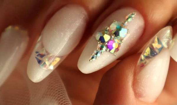 Flo Nail's 