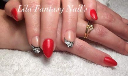 Lila Fantasy Nails  : Manucure à Saulx