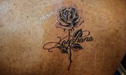 Next tatoo logistique : Institut de beauté à Paris
