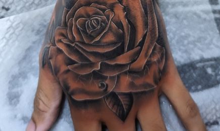 Next tatoo logistique : Institut de beauté à Paris
