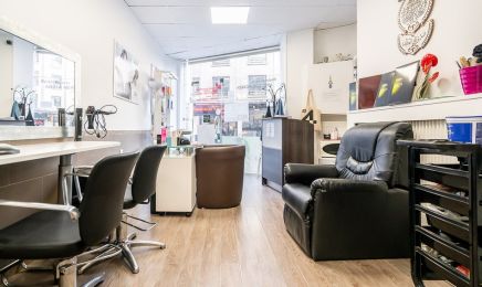 Sable d’Or - spécialisé dans la coiffure & manucure  : Manucure à Paris
