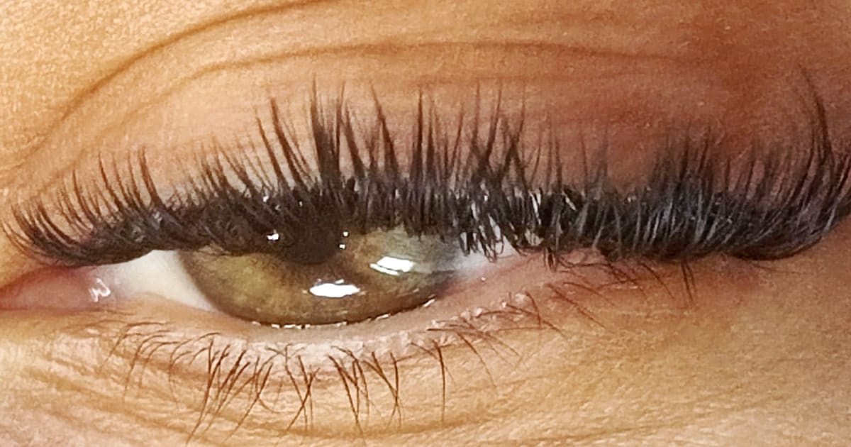 Glamour Lashe Nails : manucure à Vénissieux