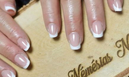 Némésias Nails : Institut de beauté à Chavigny