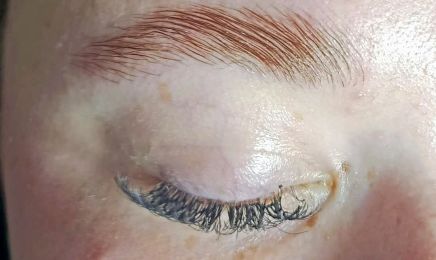 M’Beauty Institut & Rose Éclat  : Manucure à Bouhans-et-Feurg