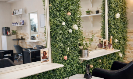 Caroline Martinez : Coiffeur à La Roquette-sur-Siagne