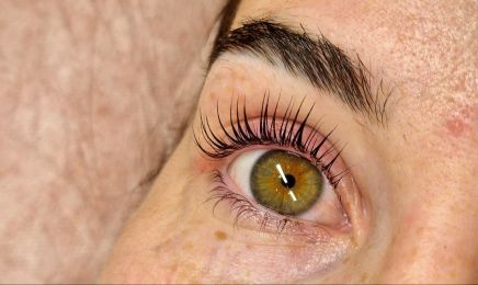 ARMONY AND CIE SMP (Tricopigmentation, LashLift)｜chez HairByBlondie  : Institut de beauté à Solliès-Pont