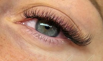 Aria Cils : Coiffeur à Pia