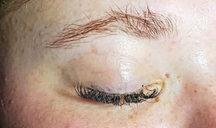 M’Beauty Institut & Rose Éclat  : Manucure à Bouhans-et-Feurg