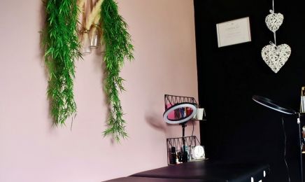 FamilíaNails : Coiffeur à Baliros