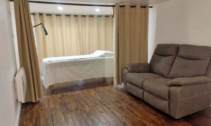 Ongles ZI-Yi : Institut de beauté à Lyon