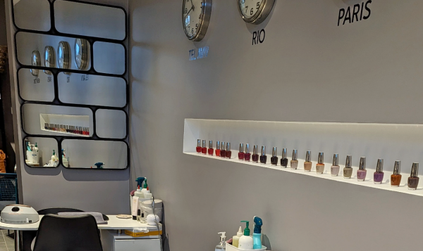 Nail bar By Fitz