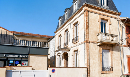 Aux Mains Divines : Institut de beauté à Samatan
