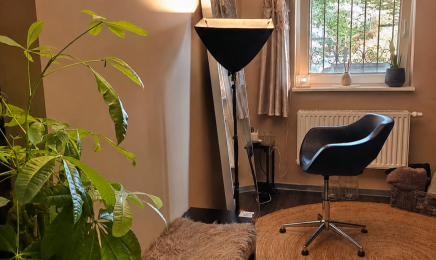 Friseur Mojo: Nagelstudio in Neu-Isenburg