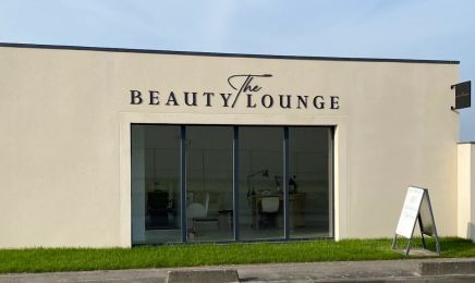 The Beauty Lounge : Institut de beauté à Égly