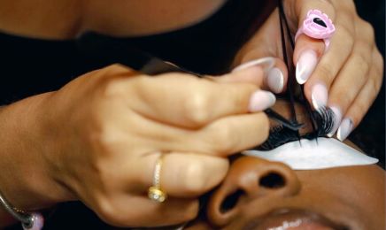 BROW BABE : Manucure à Bordeaux