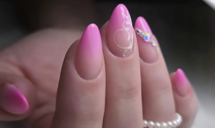 Laura Nail Studio : Institut de beauté à Péronne