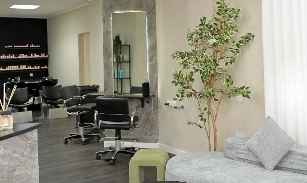 Class Hair by Desara Kalej