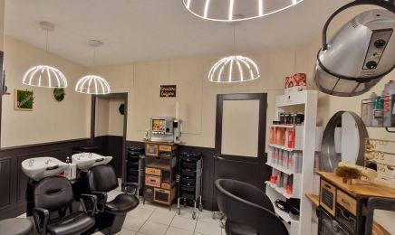 Caractère Coiffure : Coiffeur à Airvault