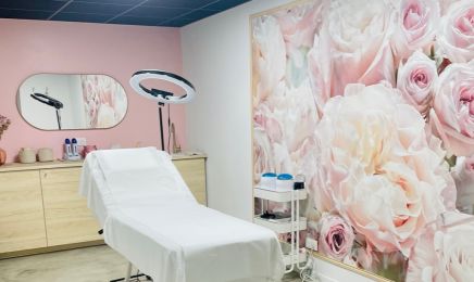 La Rose Poudrée : Institut de beauté à Gourvillette