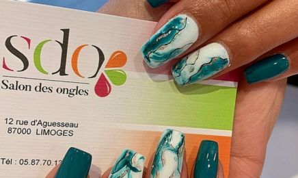  Salon des ongles République - Porte B : Manucure à Limoges