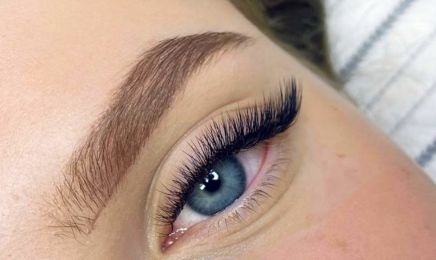 The Lash Room  : Manucure à Belin-Béliet